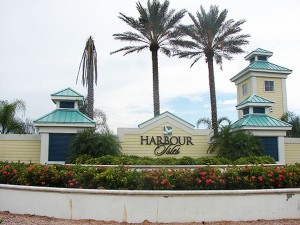 OO Apollo Beach Harbour Isles