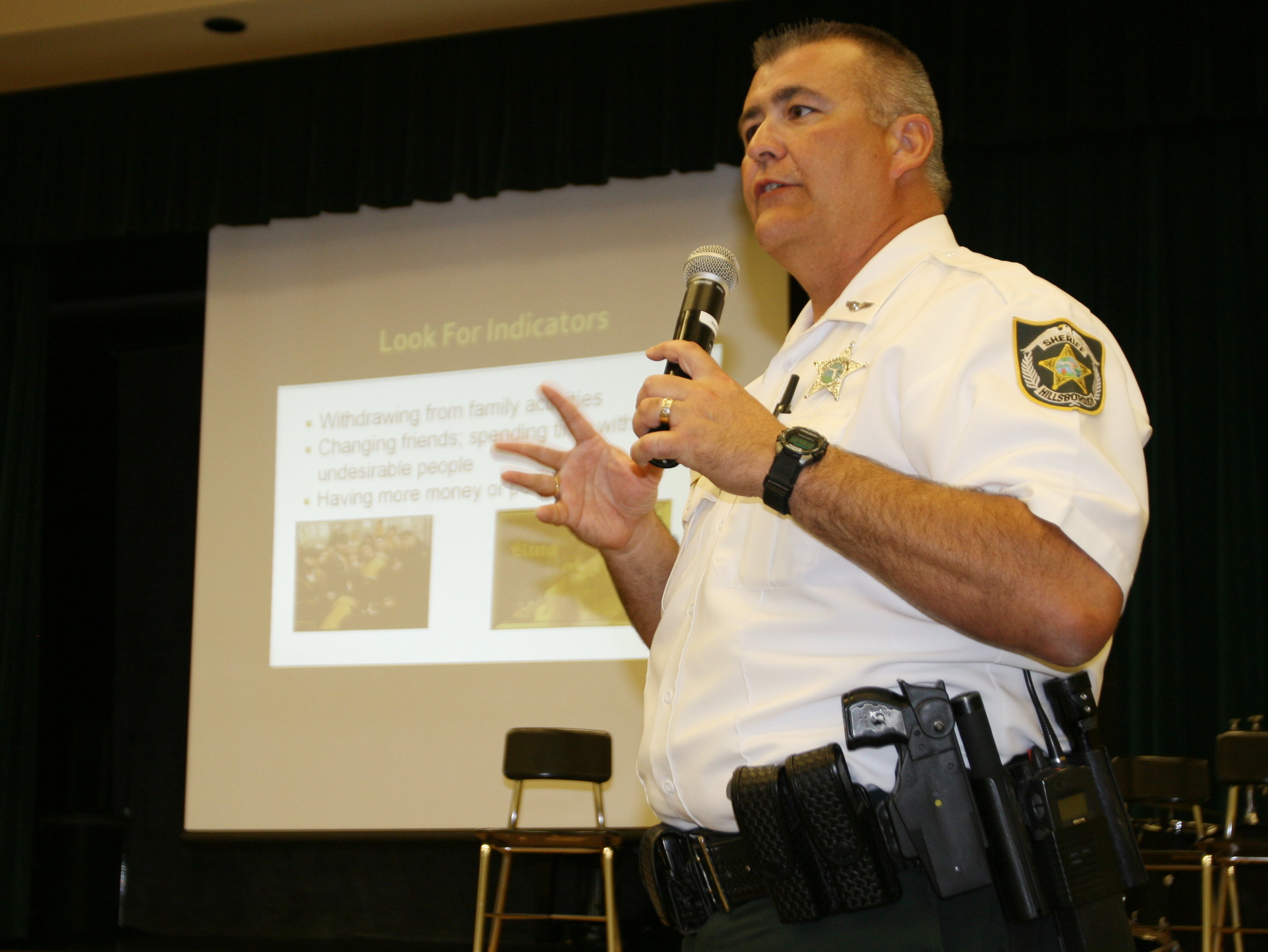 newsomehighschoolresourceofficermikealonso2 Osprey Observer