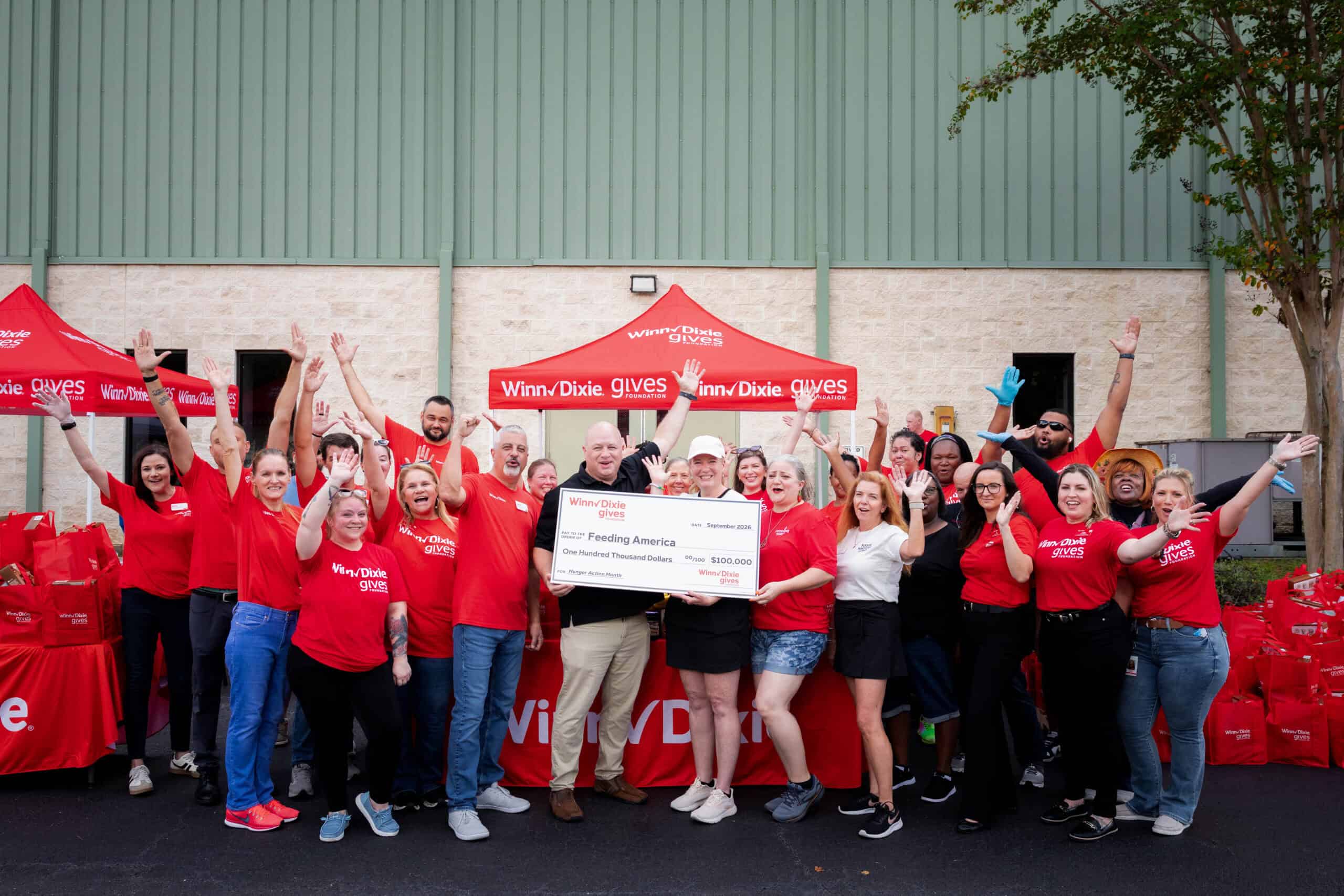 Winn-Dixie Helps Provide More Than 1 Million Meals